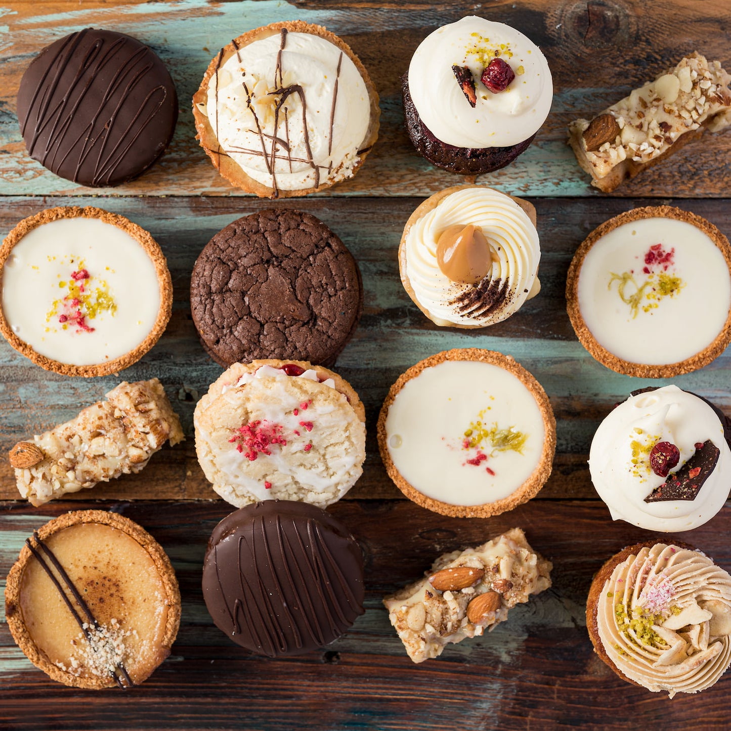 Mixed Box of 16 Gluten-Free Cakes