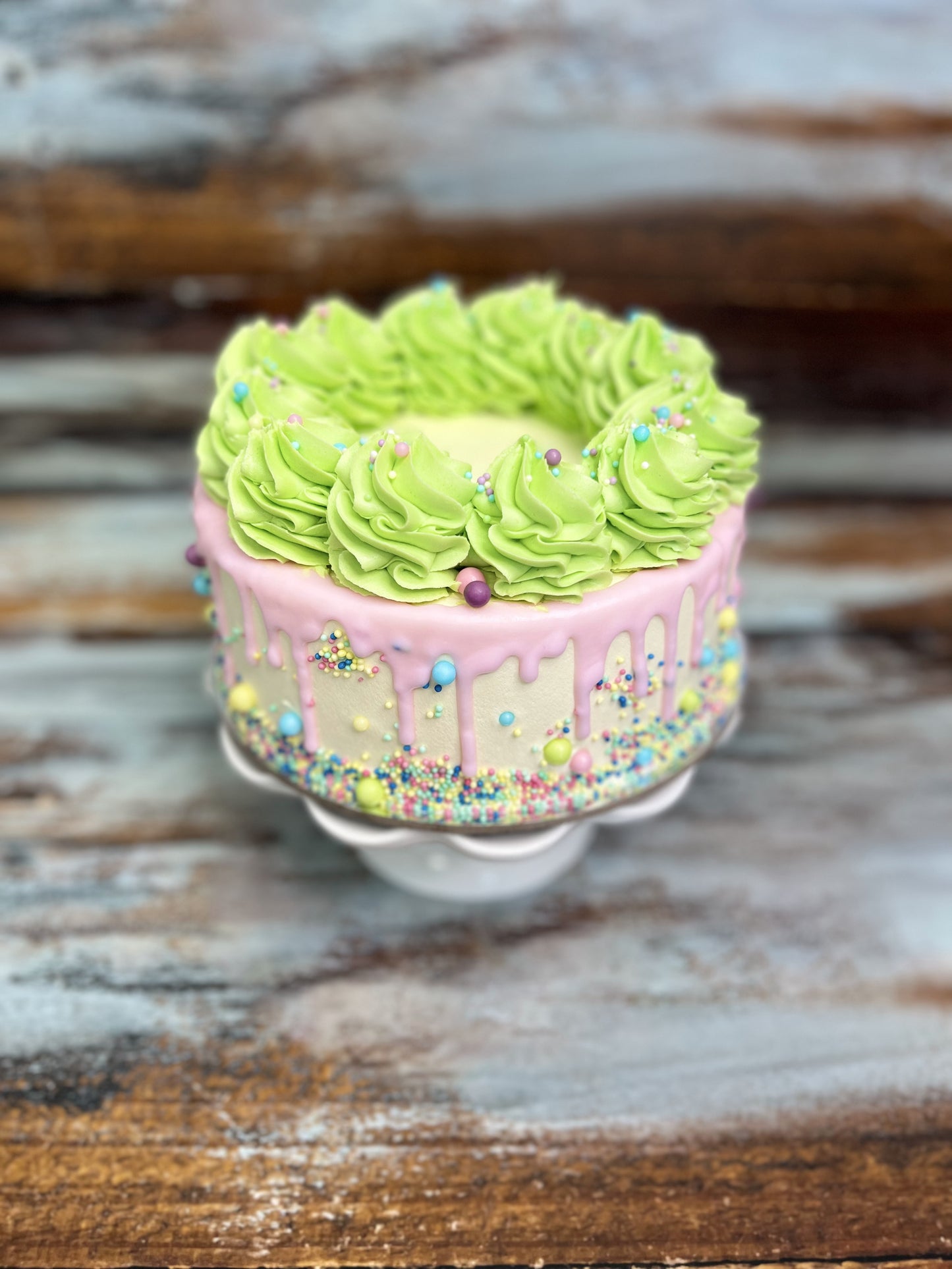 Custom Cake 8 Inch