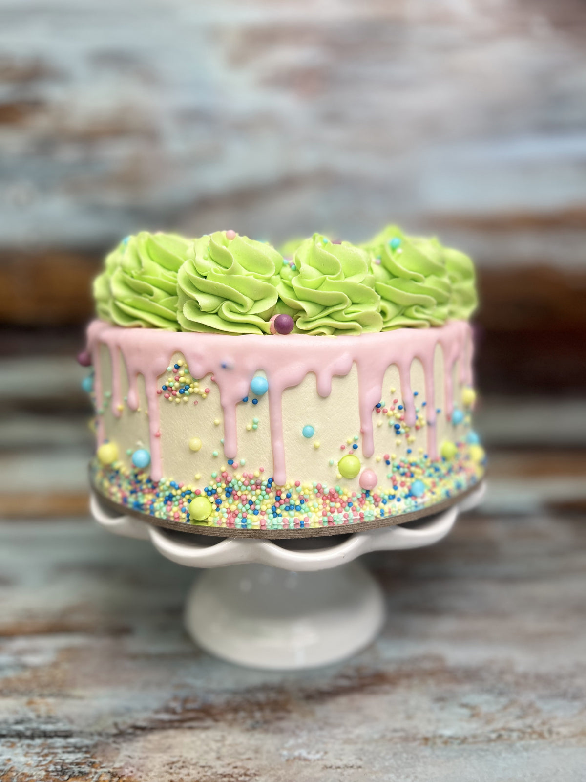 Gateau 8 Inch Custom Cake 8 Inch – Homemade Bliss