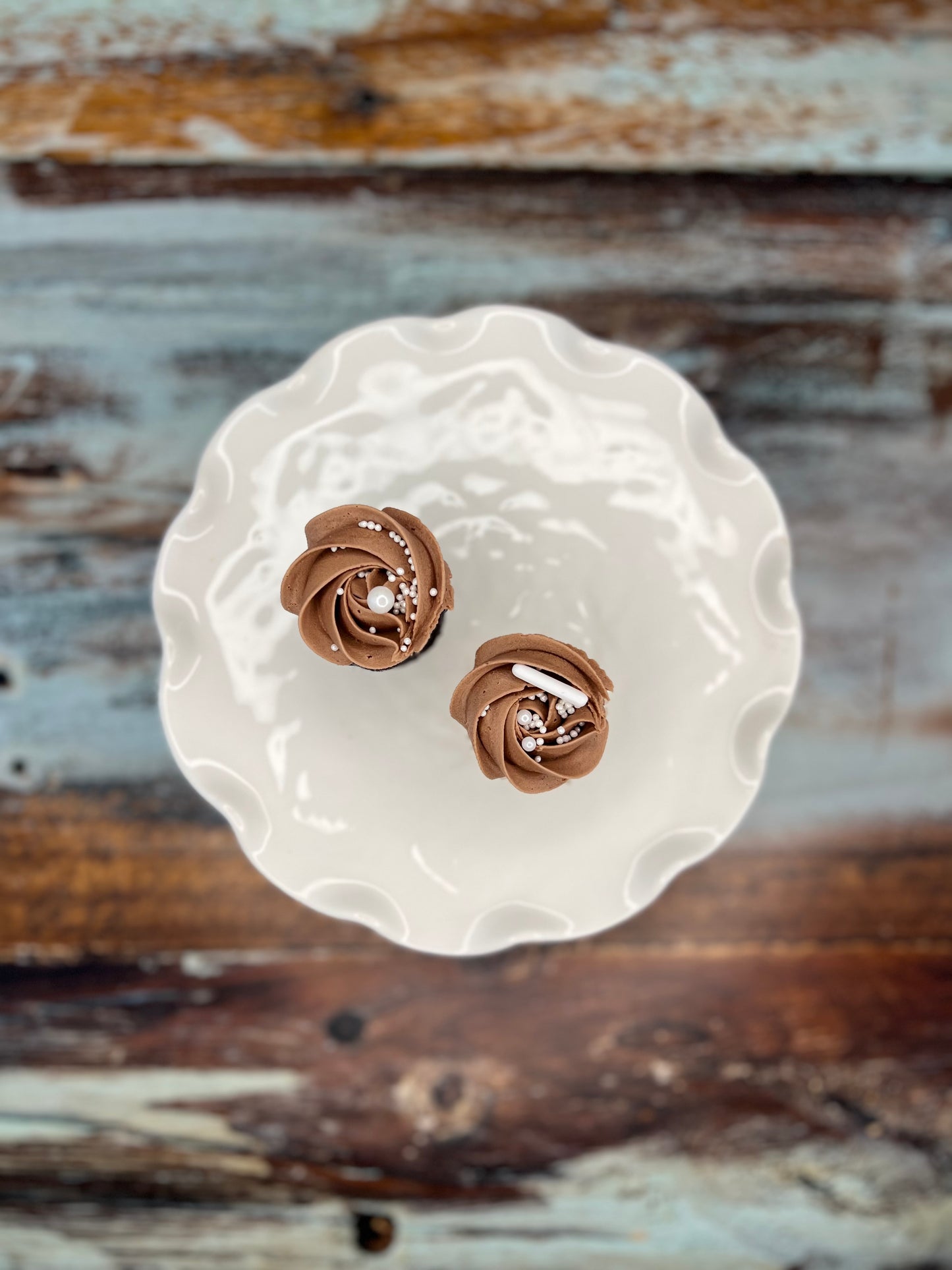 Gluten & Dairy-Free Luxe Mini Vanilla Cupcakes - Box of 24 **PICK UP ONLY**