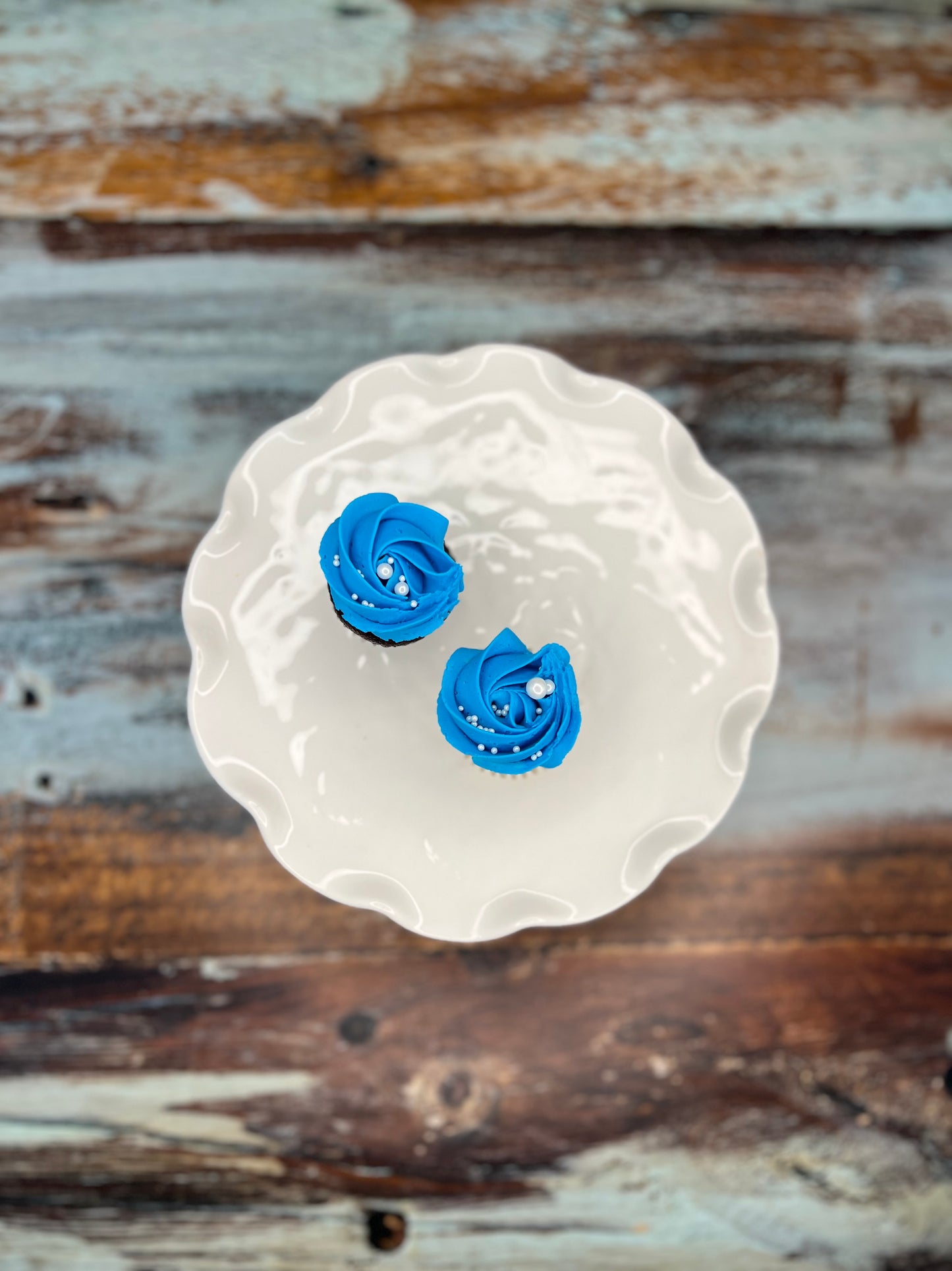 Gluten & Dairy-Free Luxe Mini Vanilla Cupcakes - Box of 24 **PICK UP ONLY**