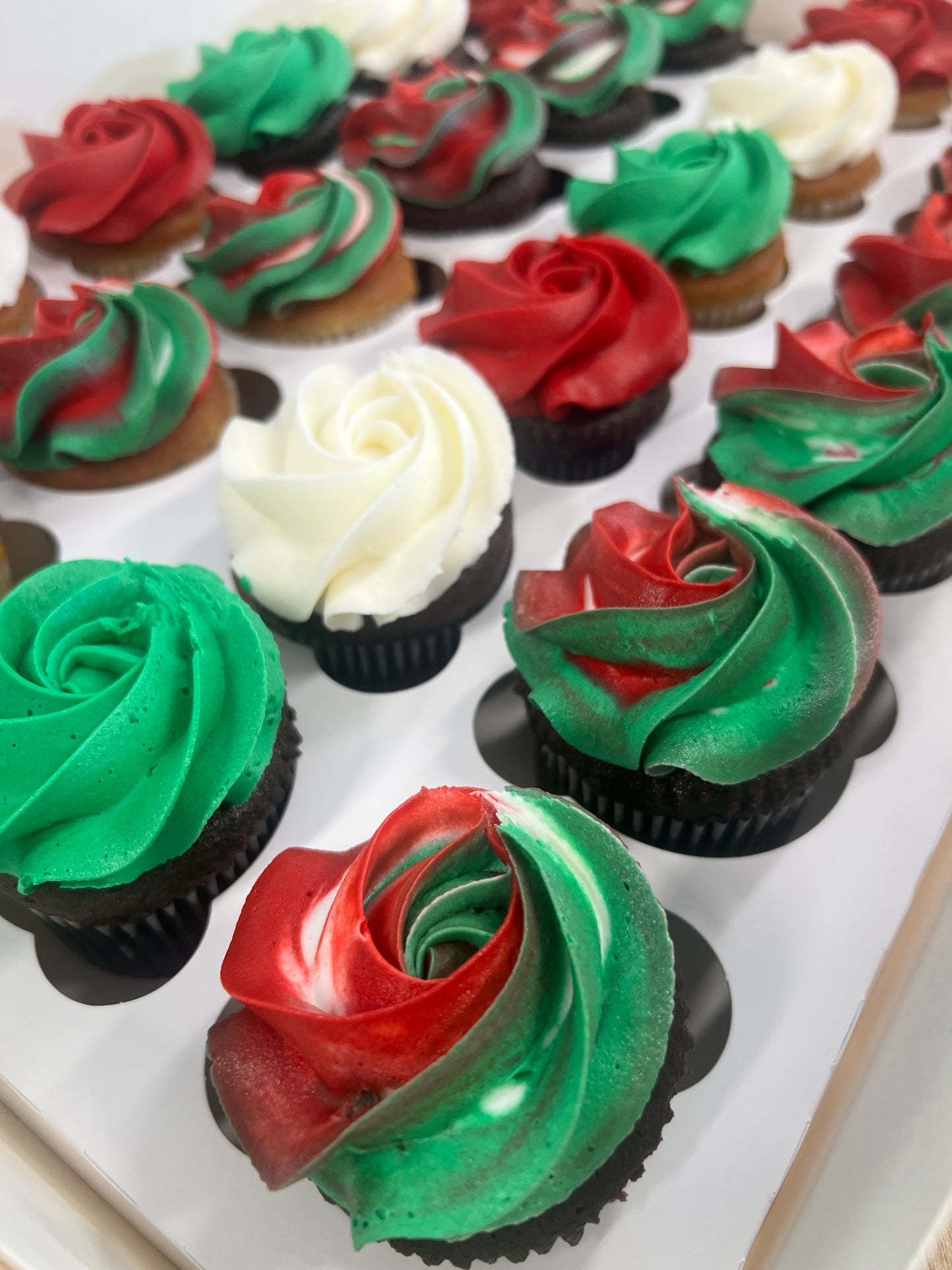 Sprinkle your own Gluten-Free Christmas Cupcakes - Box of 24 **PICK UP ONLY**