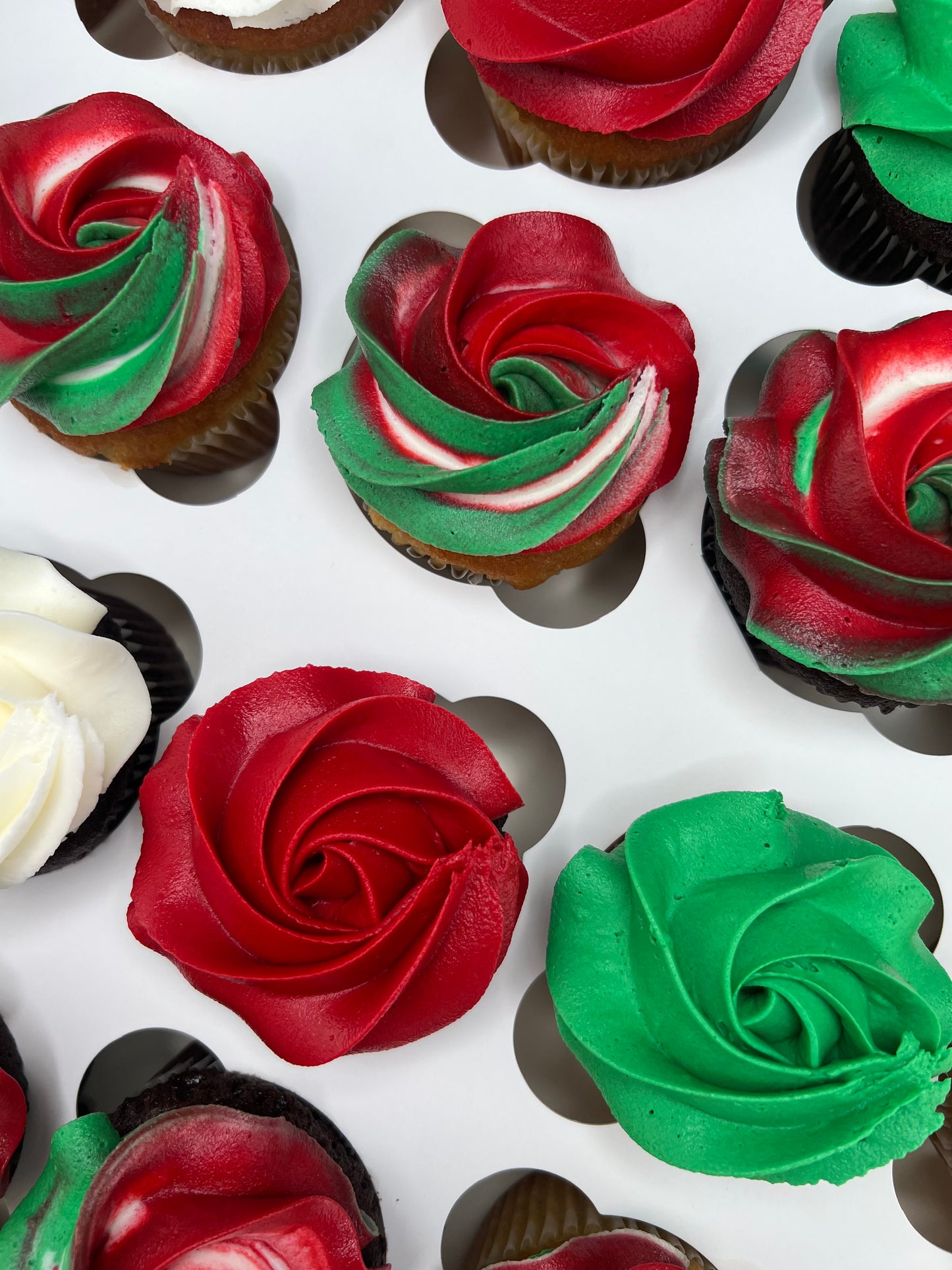 Sprinkle your own Gluten-Free Christmas Cupcakes - Box of 24 **PICK UP ONLY**